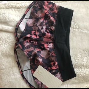 Lululemon speed up short